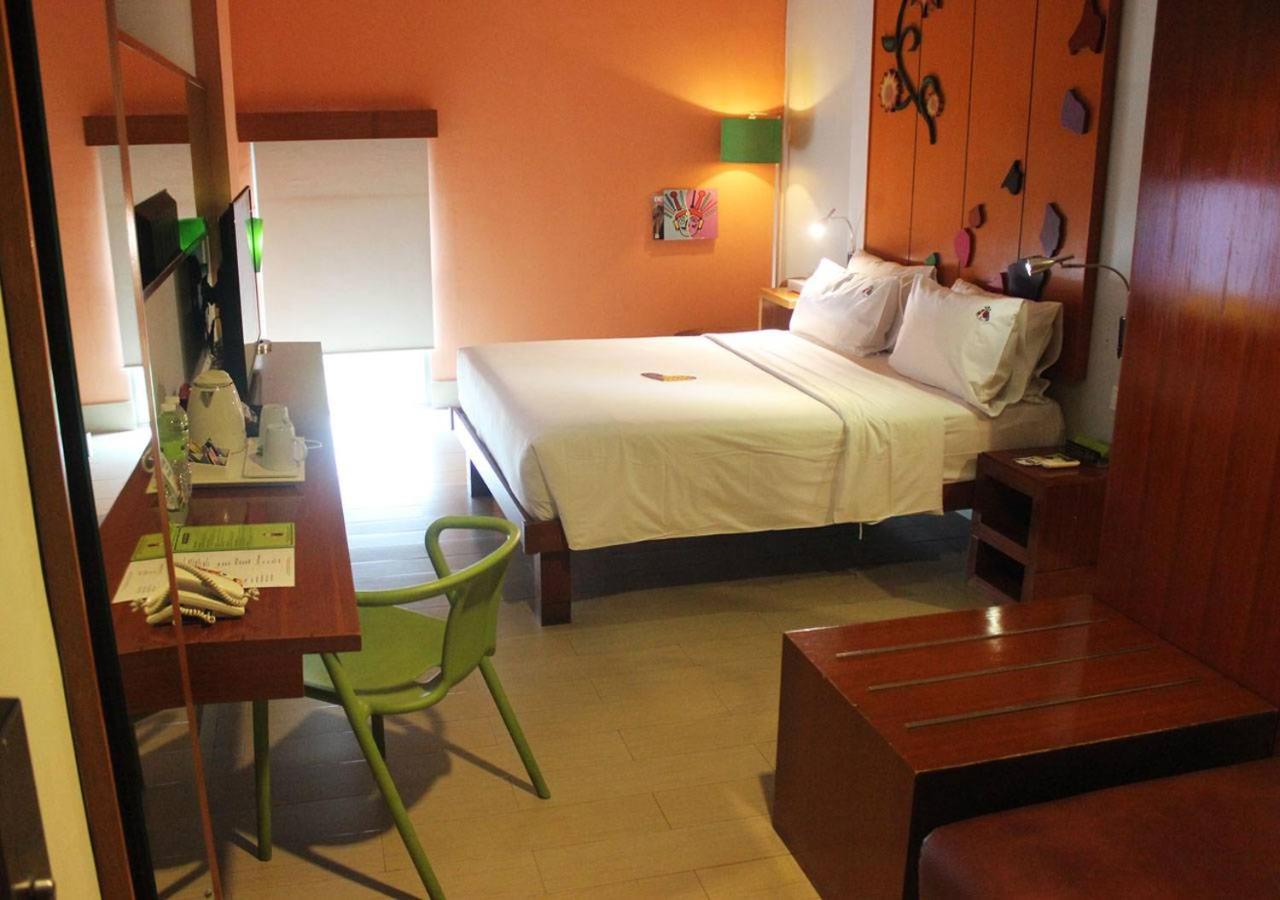 Maxonehotels.Com At Sabang Джакарта Екстер'єр фото